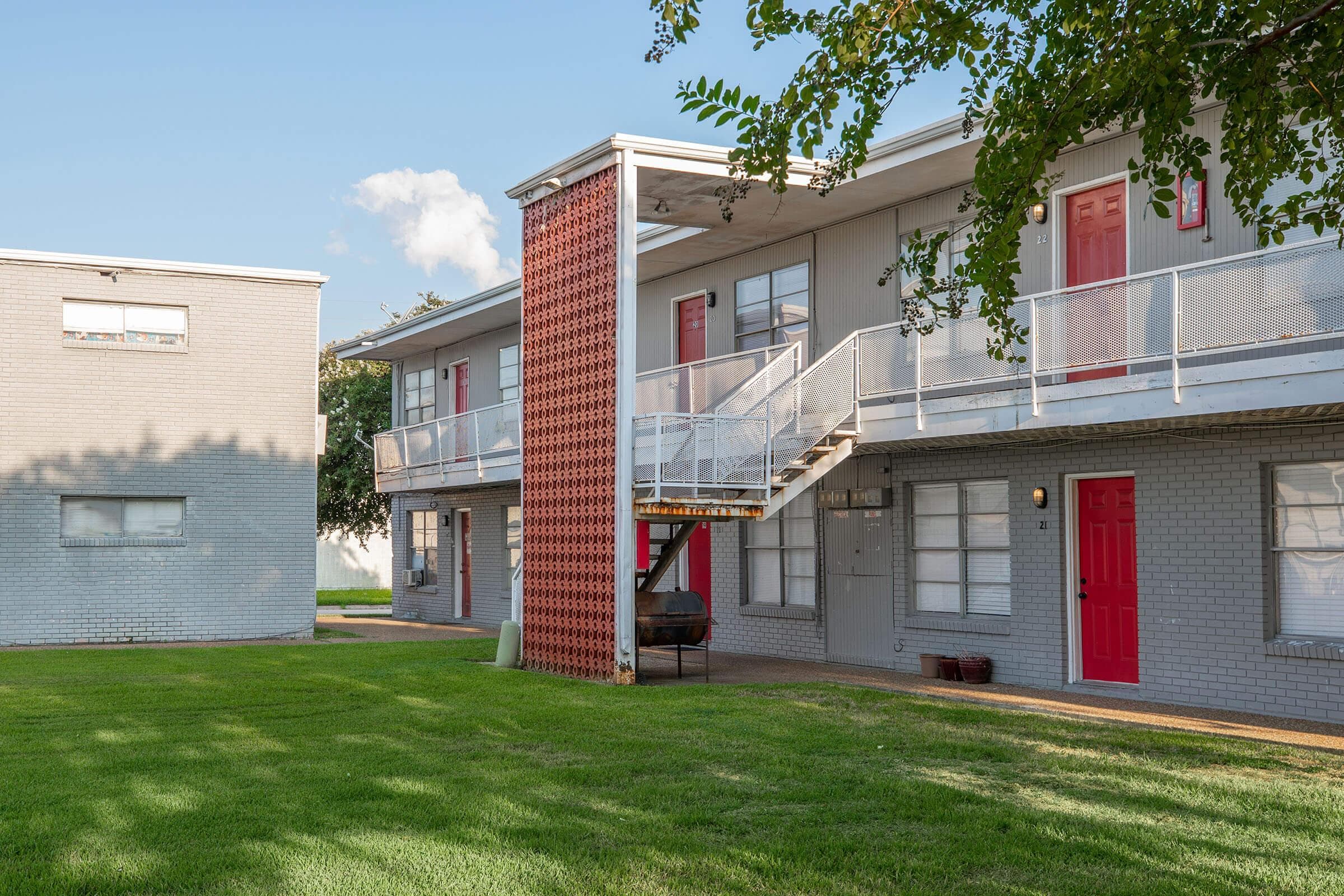 Tammy Jay building exterior photo