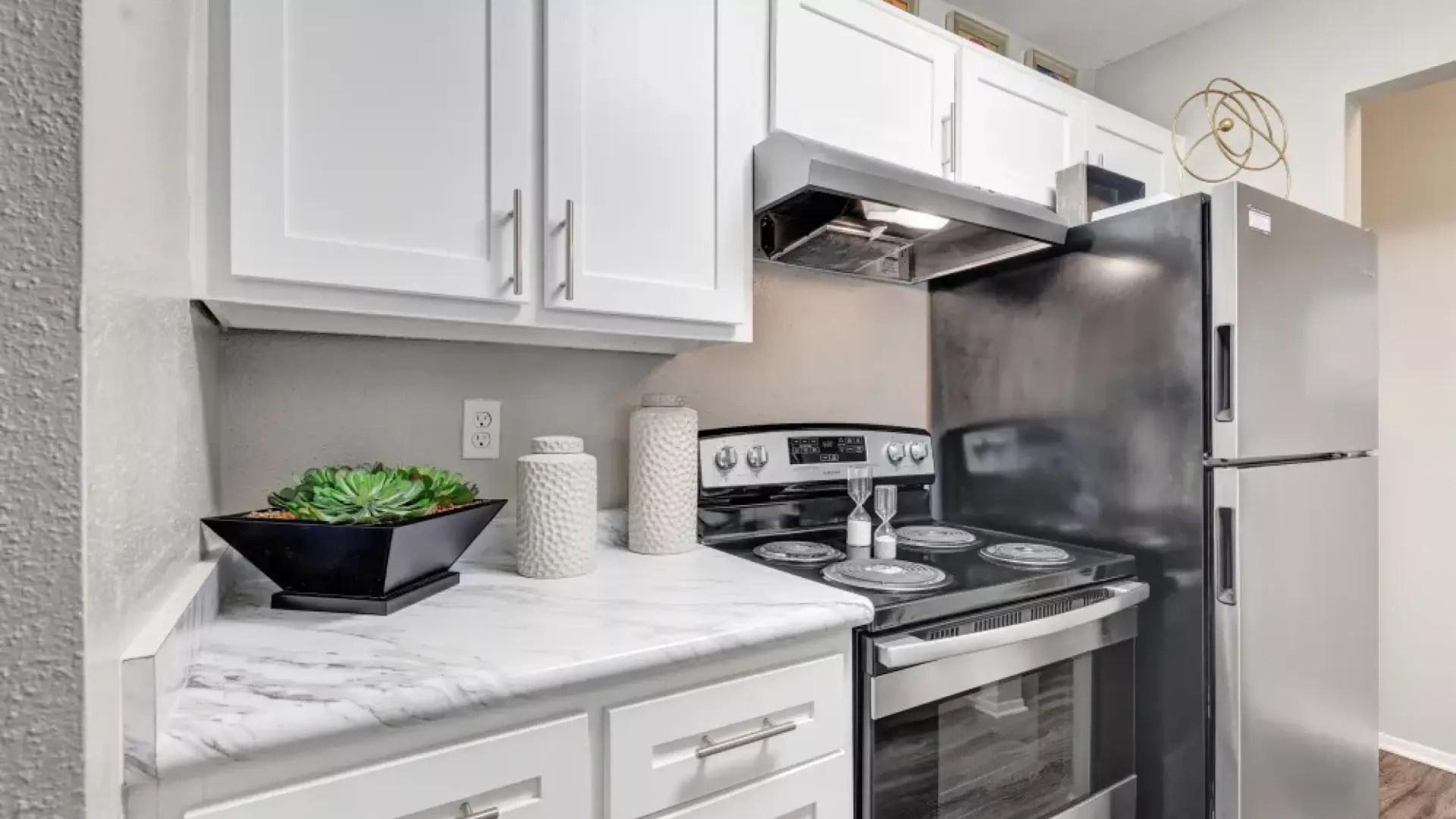 Walden Pond kitchen photo