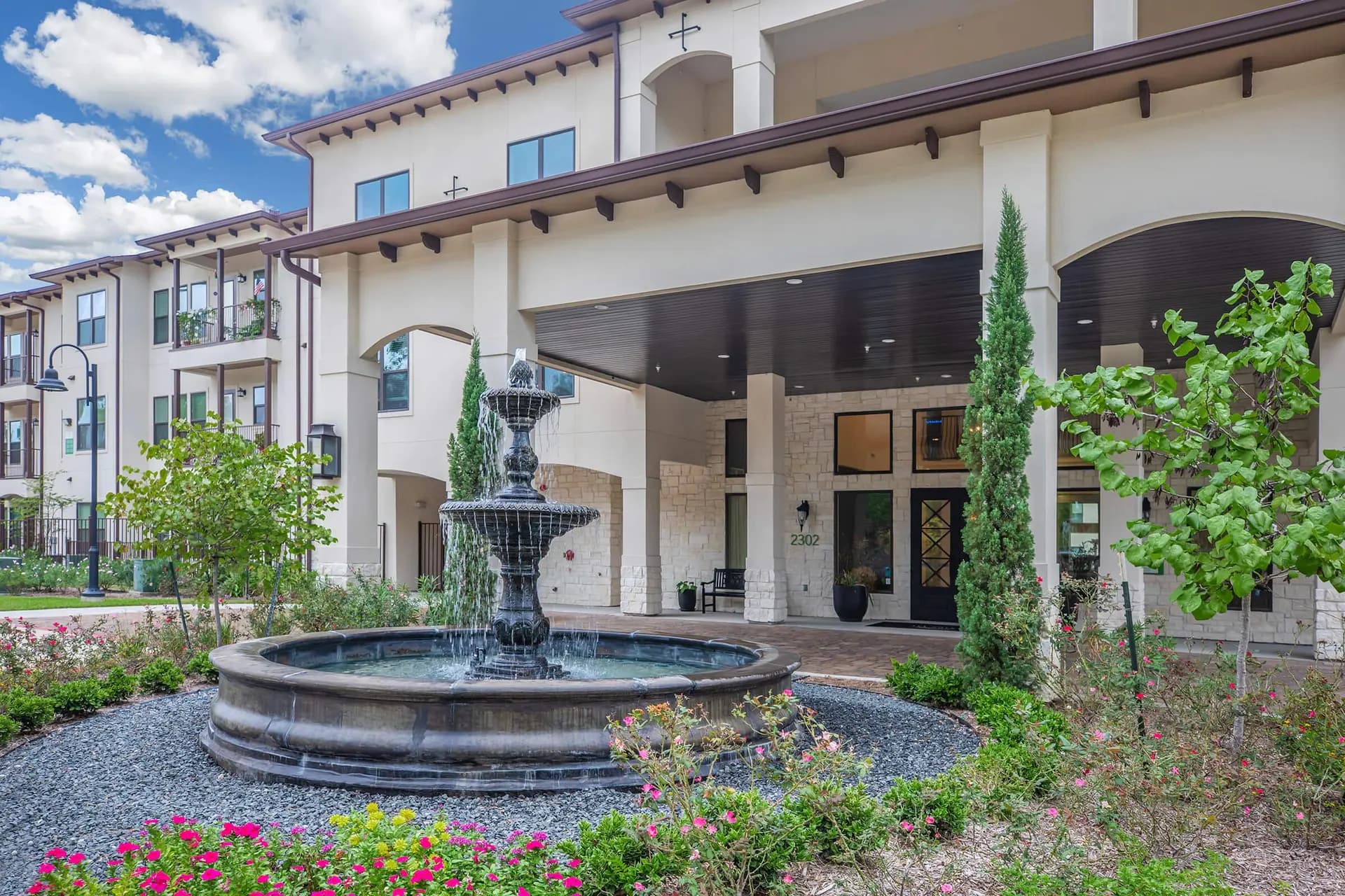 Ivy Point Kingwood photo 2