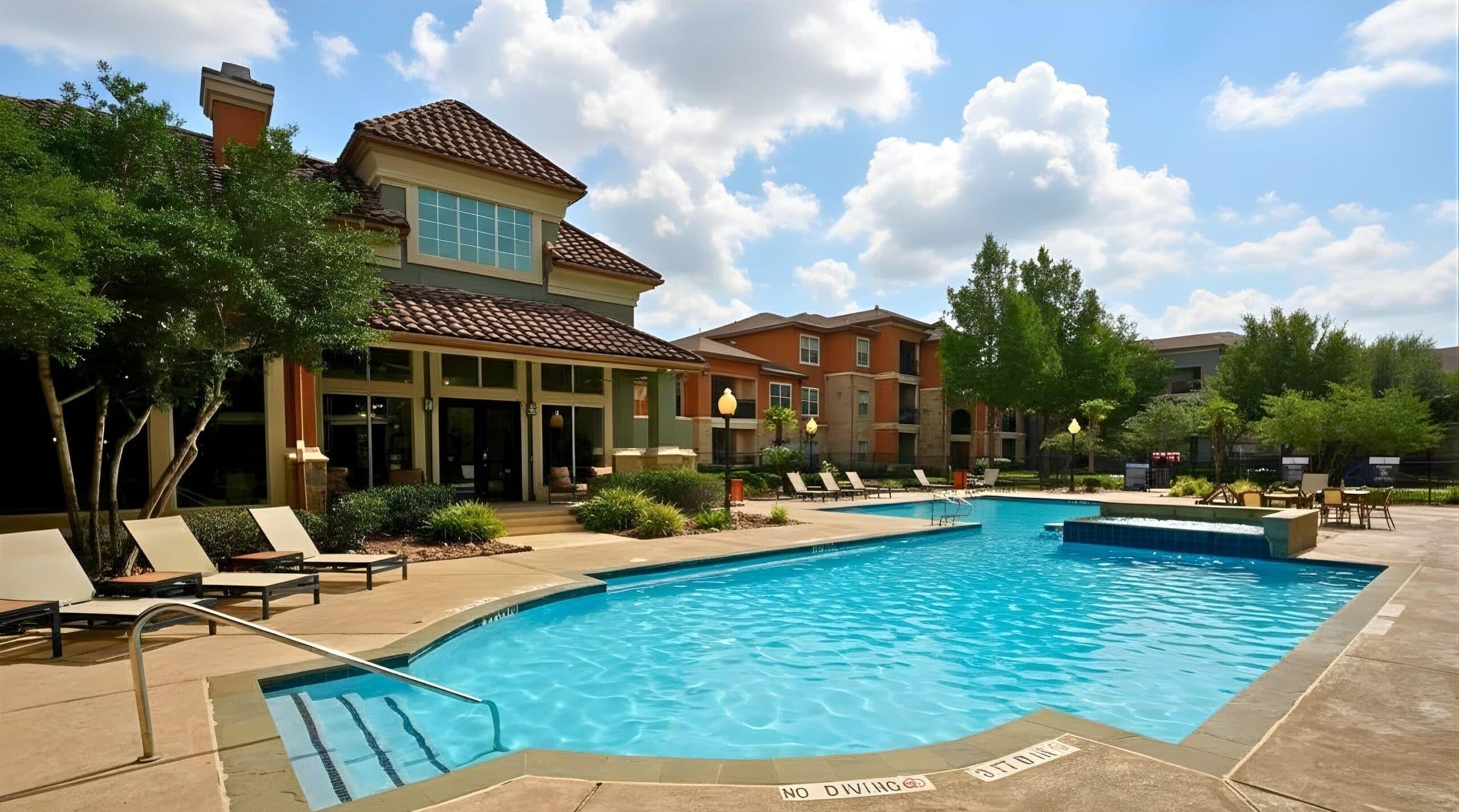 Residences At River Park West photo 3