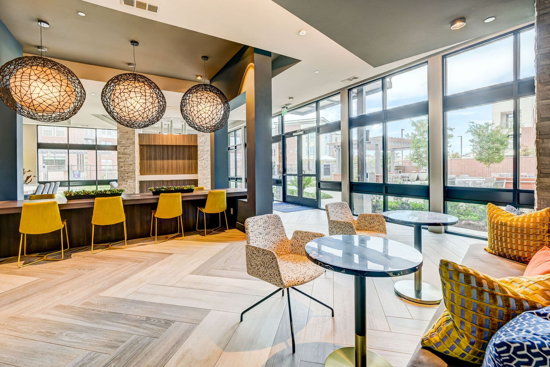 Encore Rise — exterior and grounds