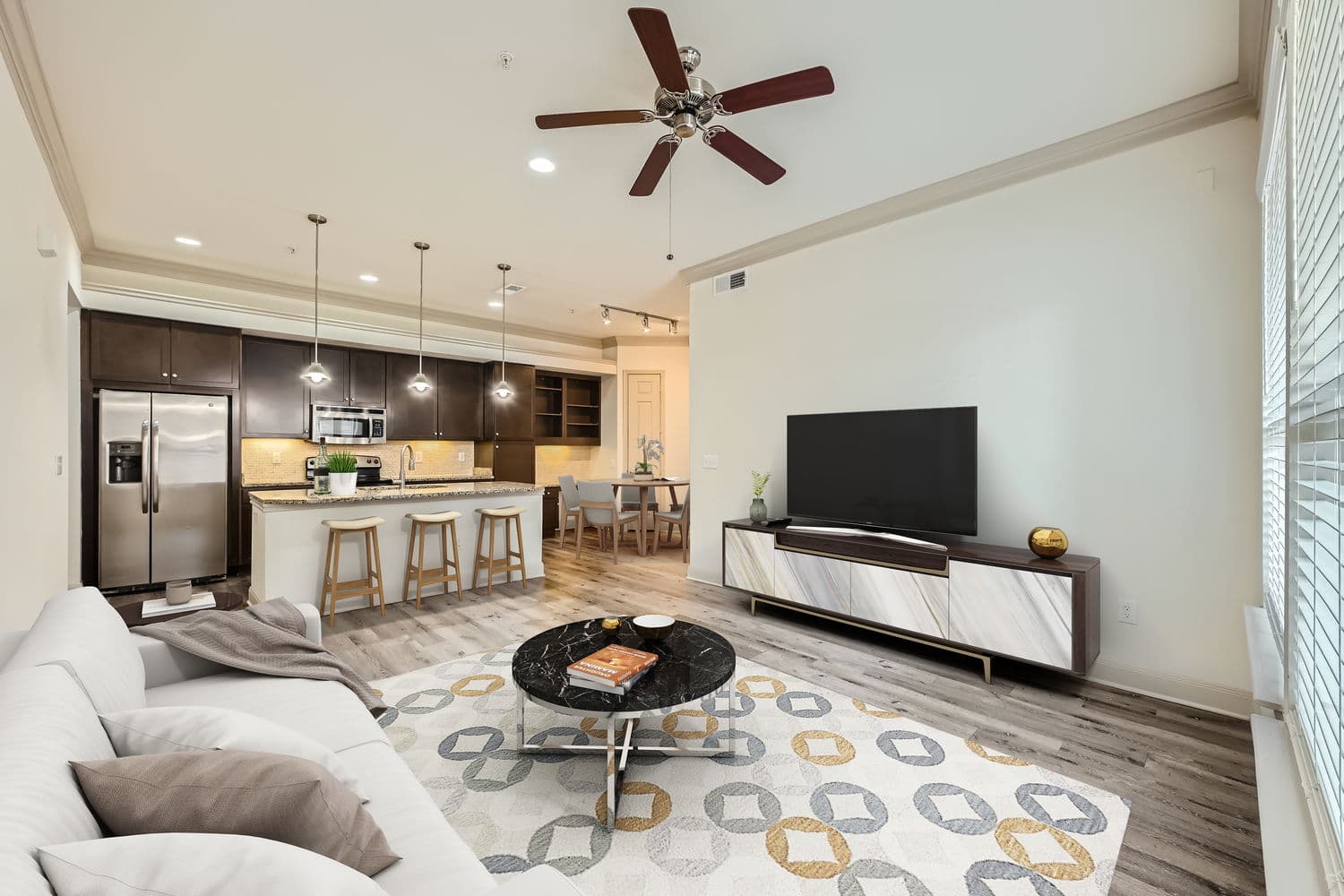 Lakeside Villas At Cinco Ranch — exterior and grounds