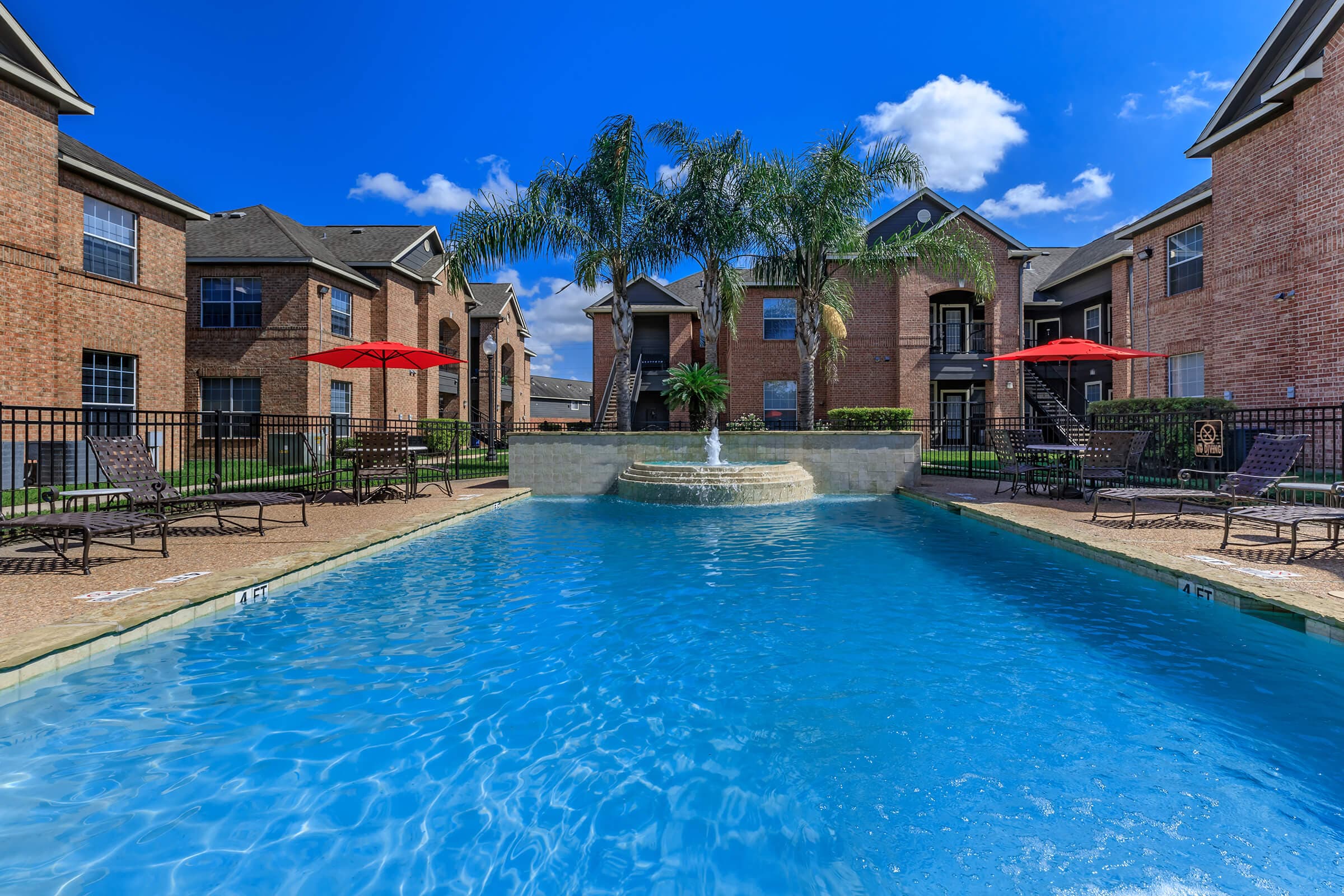 Morgan Oaks — exterior and grounds
