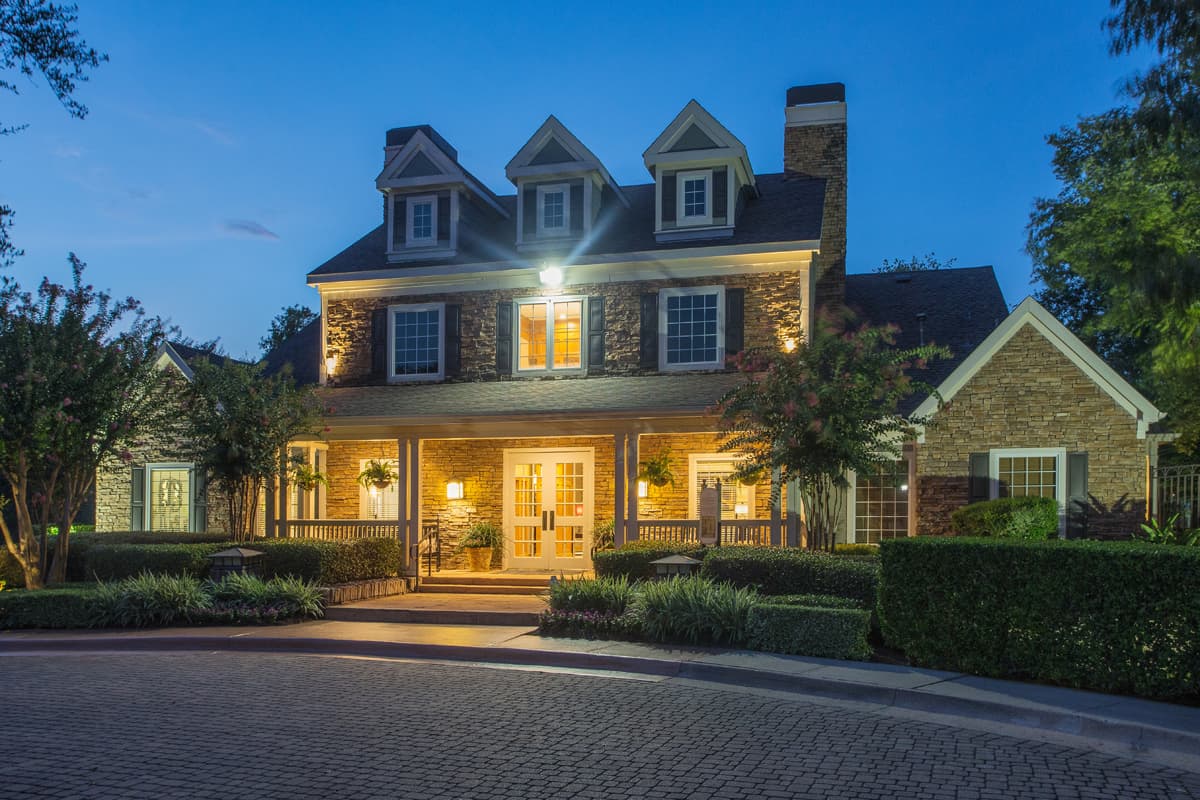 Creekstone — exterior and grounds