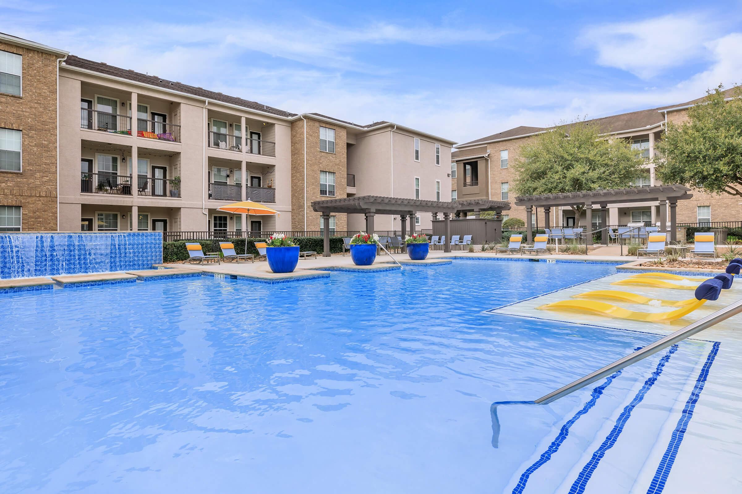 Woodland Point pool photo