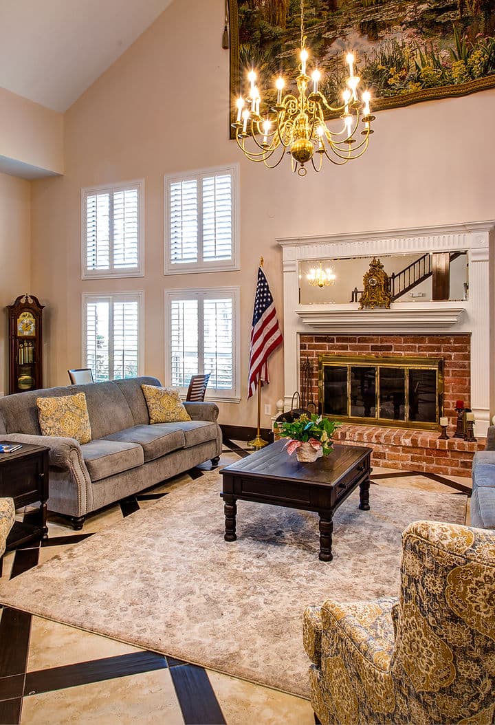 Tarrytowne Estates photo 3