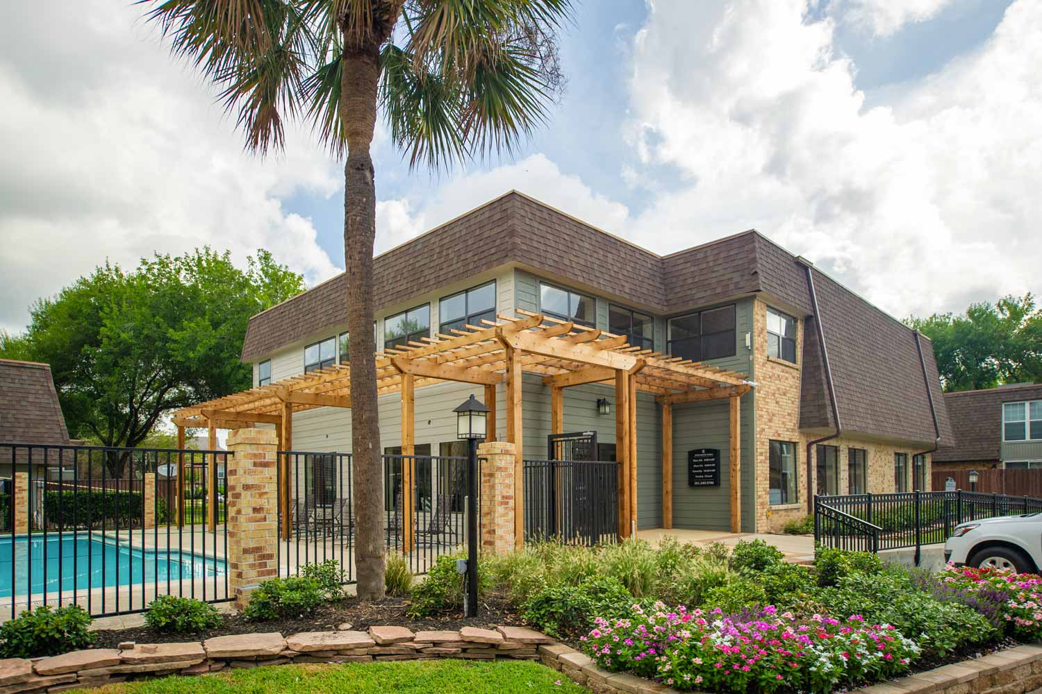 Resort Townhomes photo 2