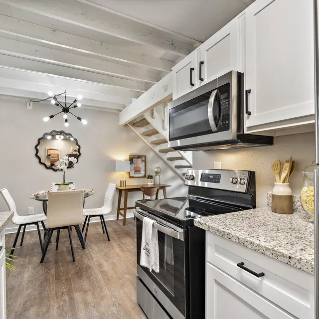 51 Ten Townhomes photo 3