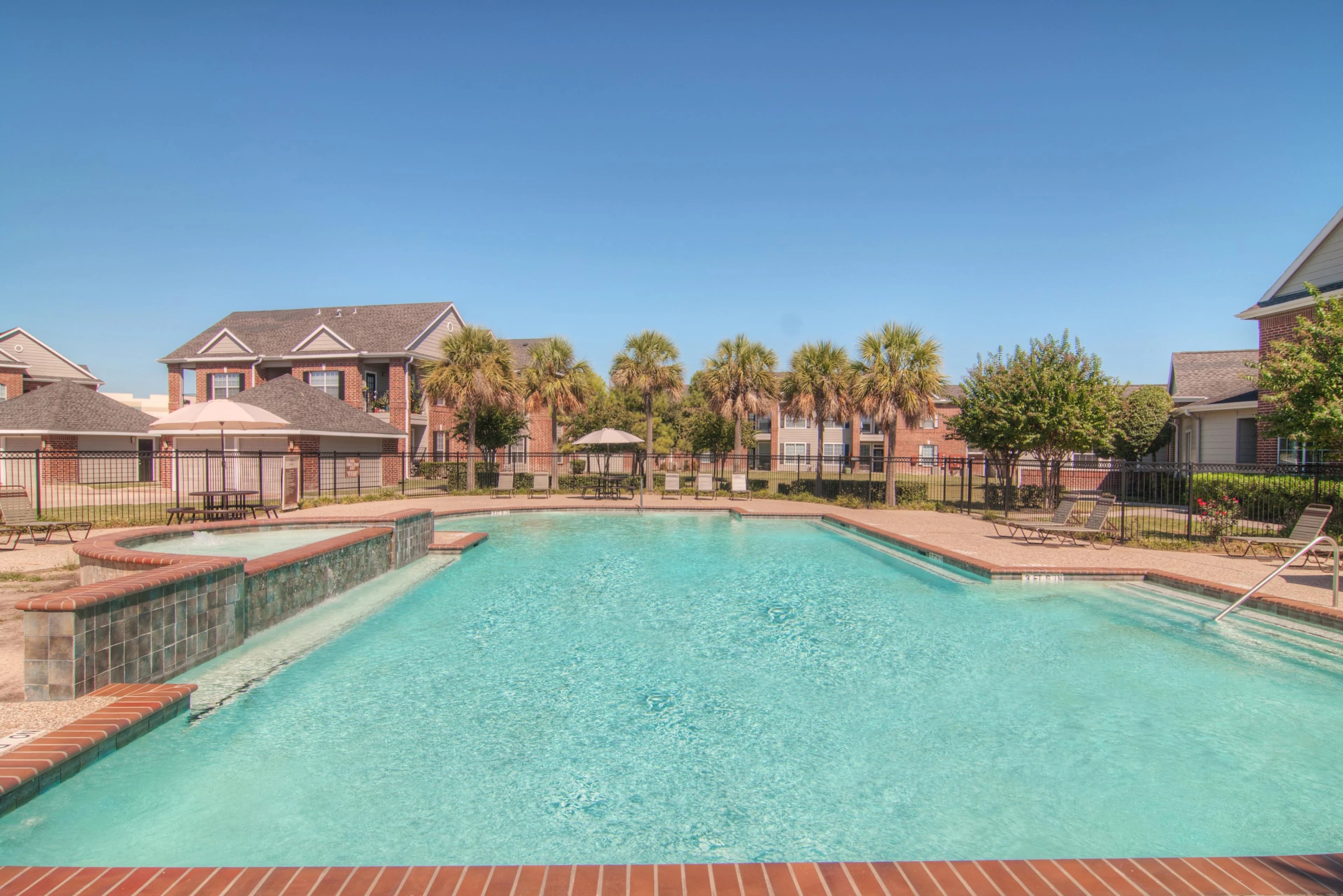 Brittmore — exterior and grounds