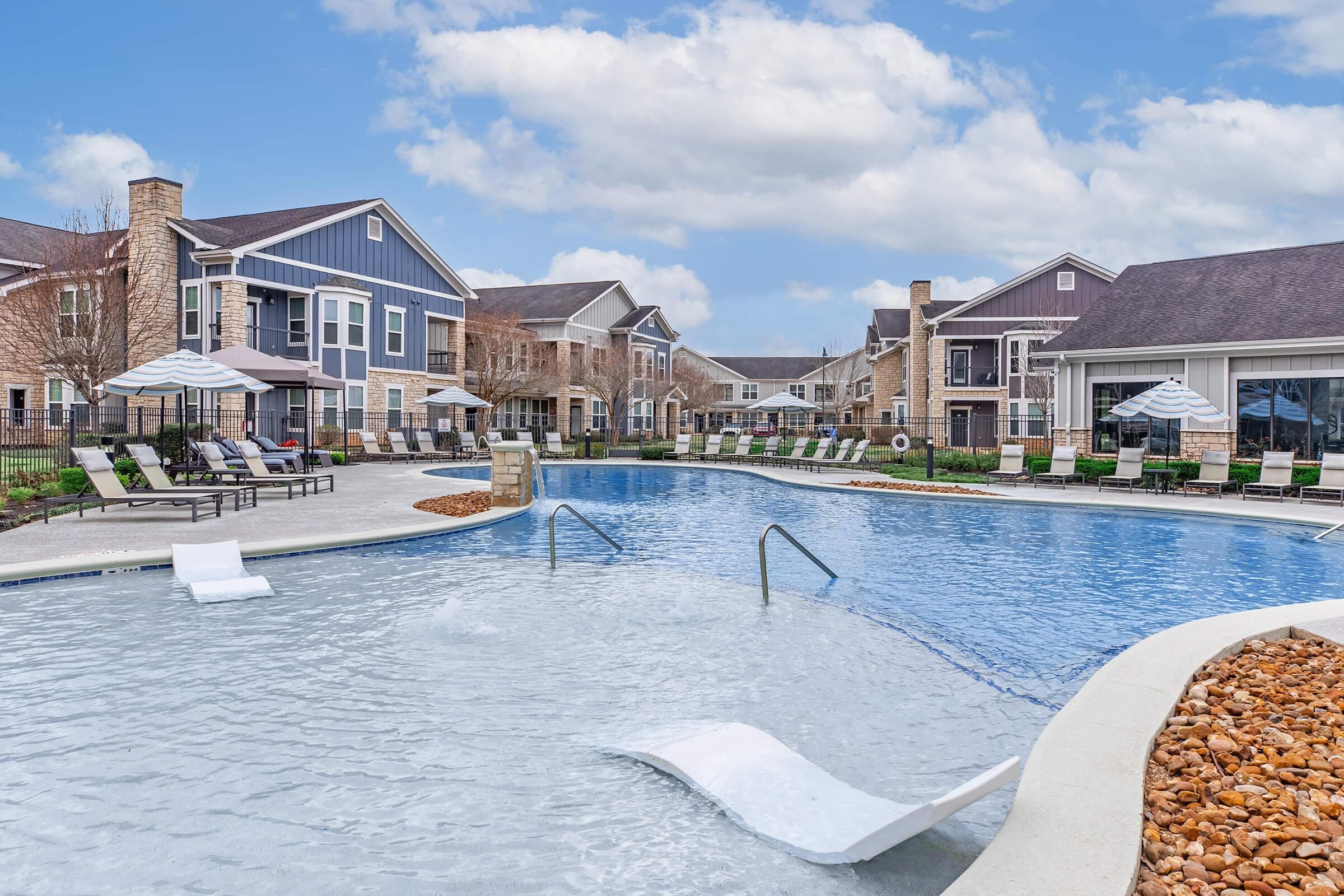 The Ranch At Sienna — exterior and grounds