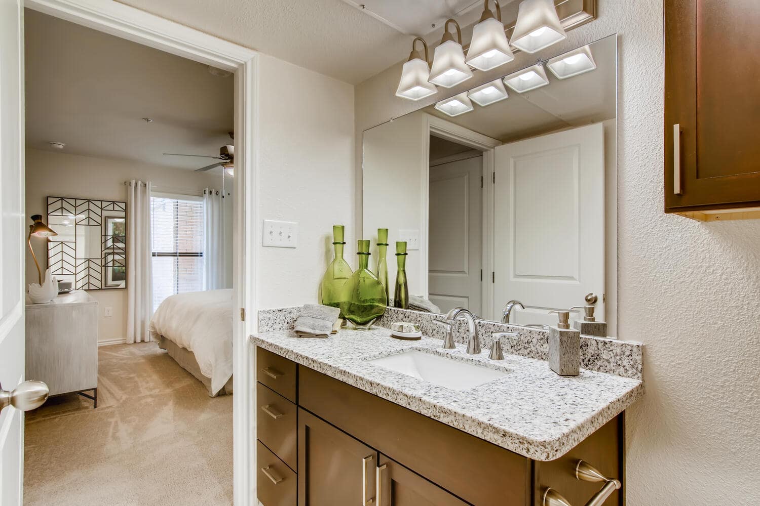 Greenridge Place photo 3