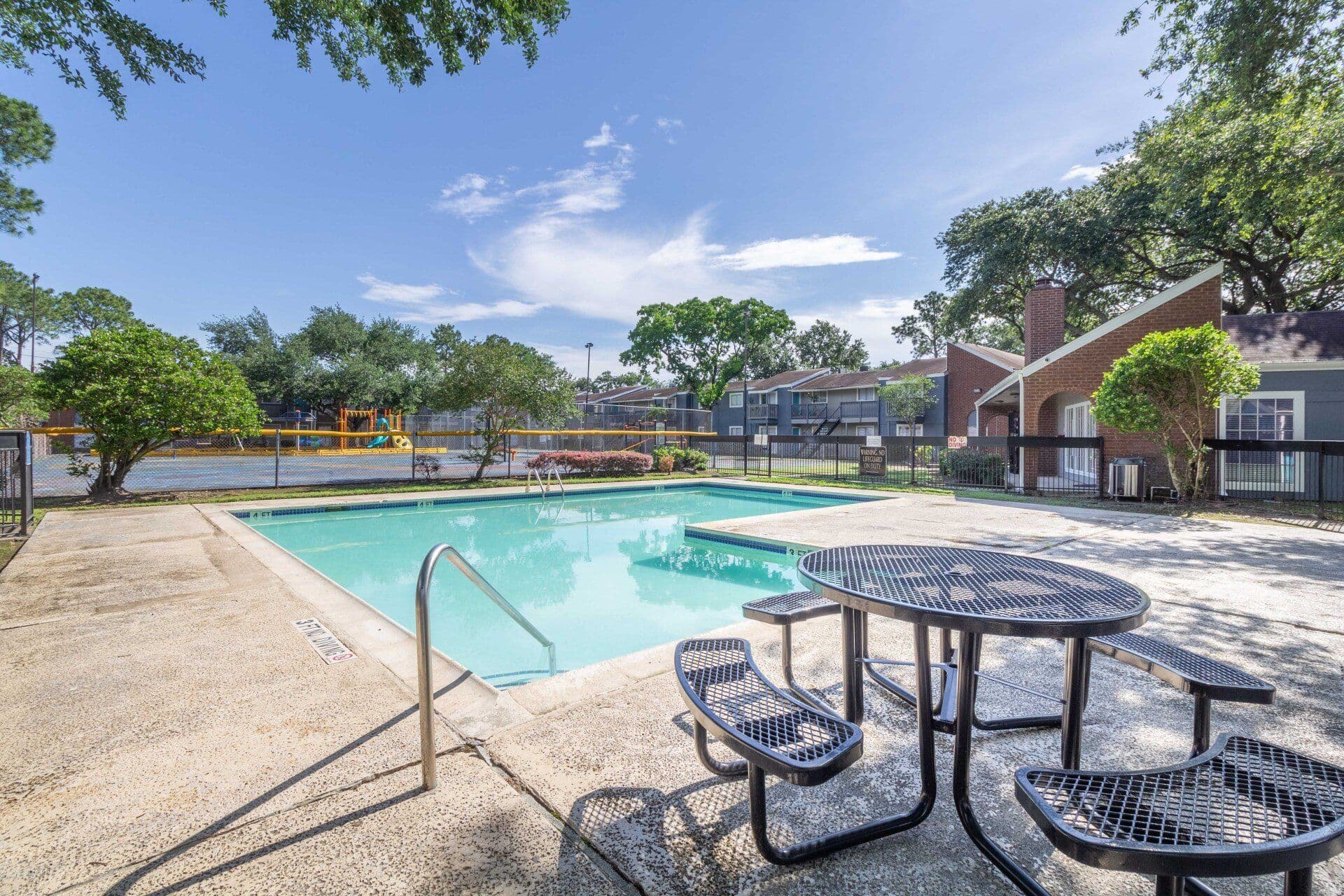 Wesley Gardens pool photo