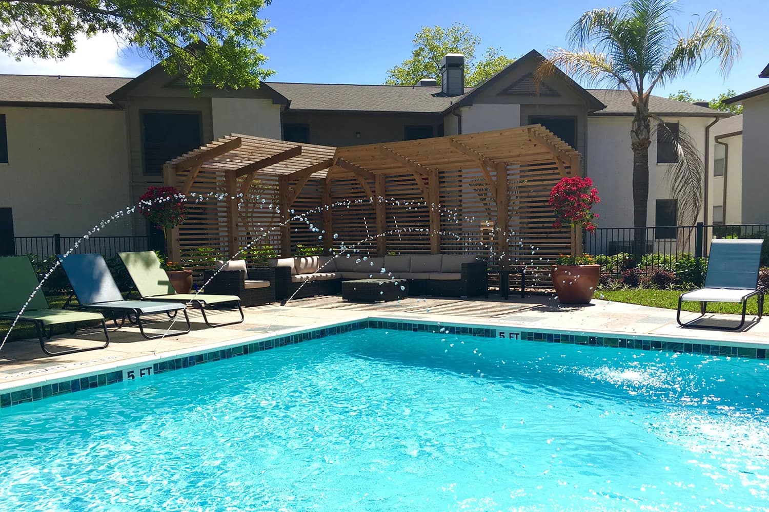 The Pointe At Steeplechase pool photo
