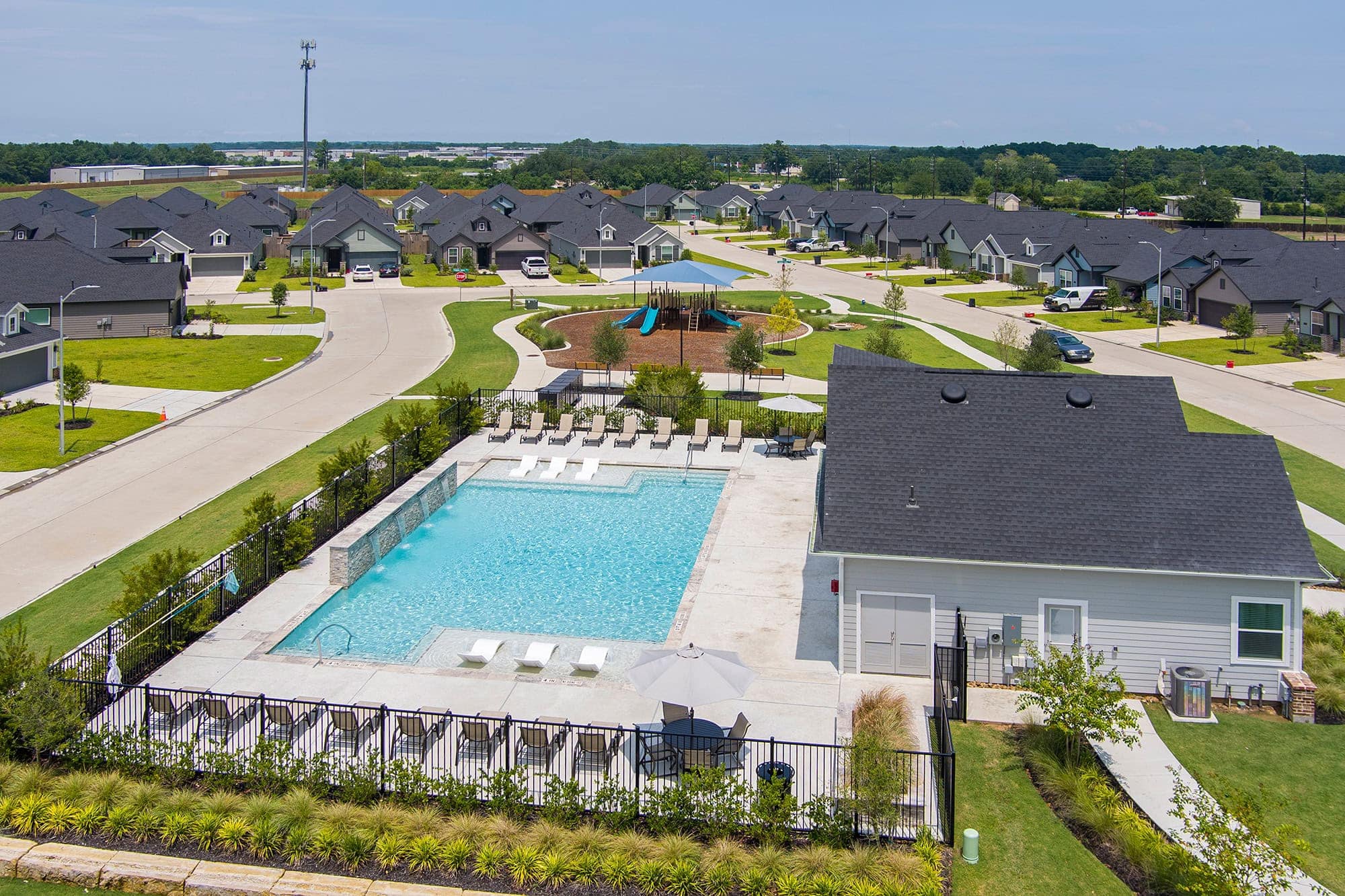 Skymor Cypress — exterior and grounds
