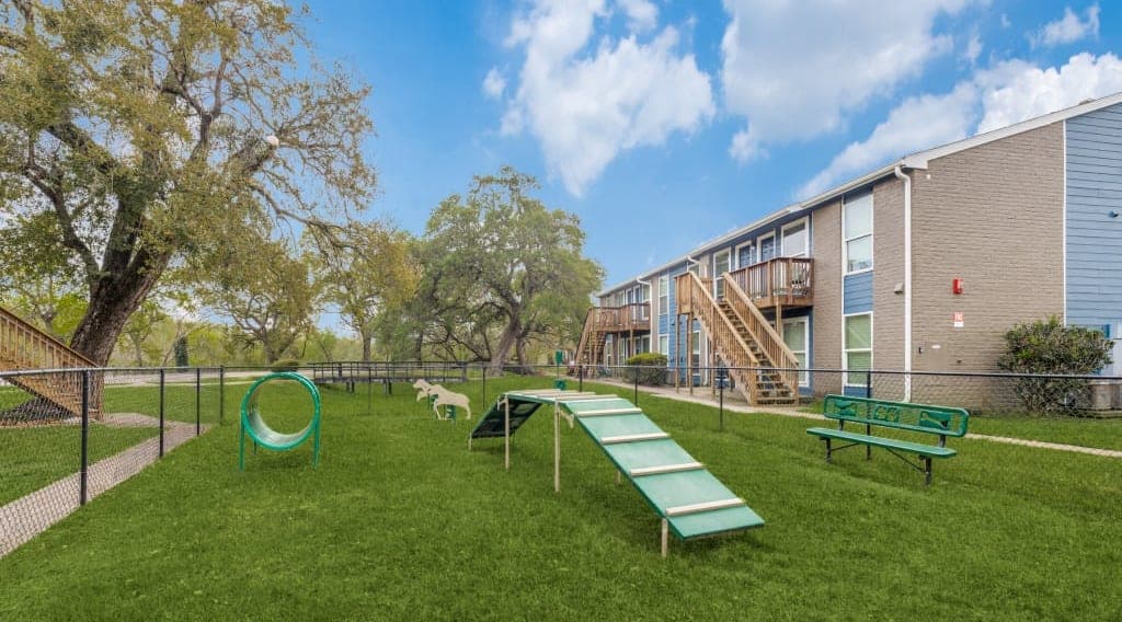 Hackberry Ranch photo 2