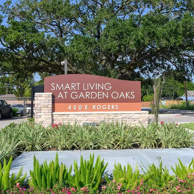 Smart Living At Garden Oaks photo 2