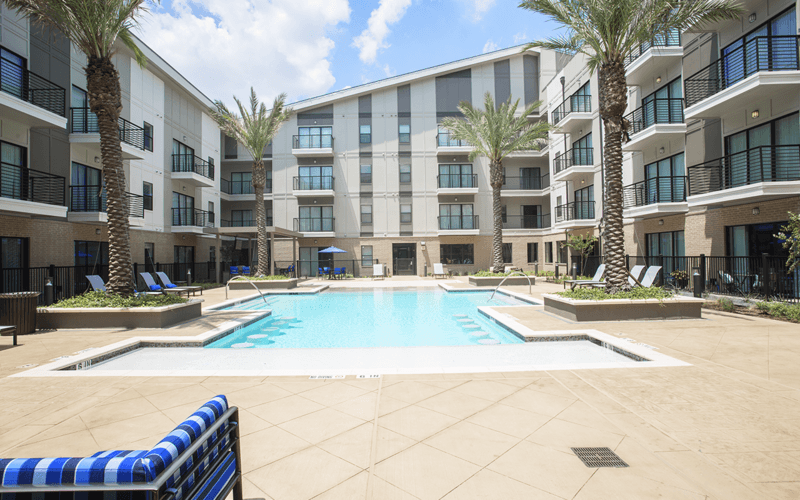 Lofts At City West — exterior and grounds