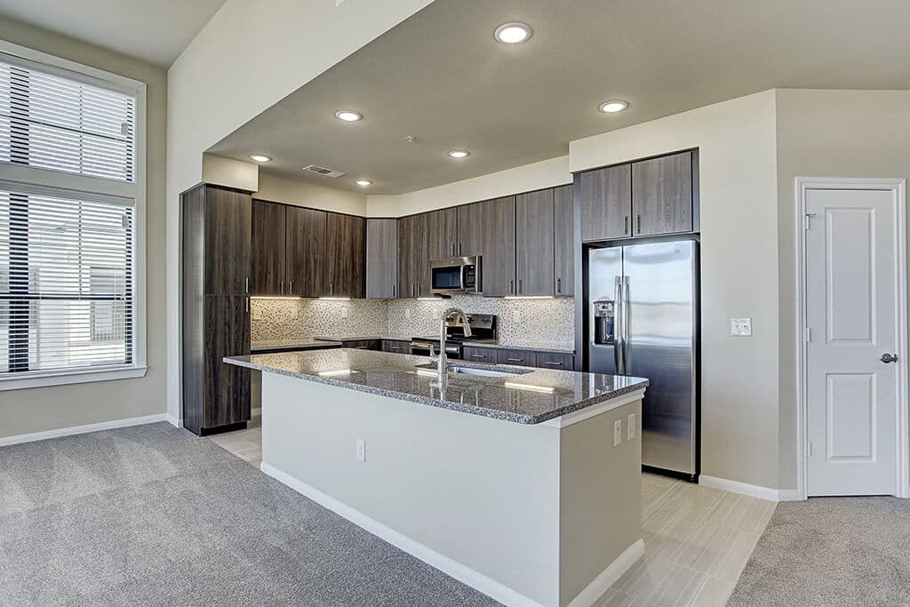 Parklane Fulshear — exterior and grounds