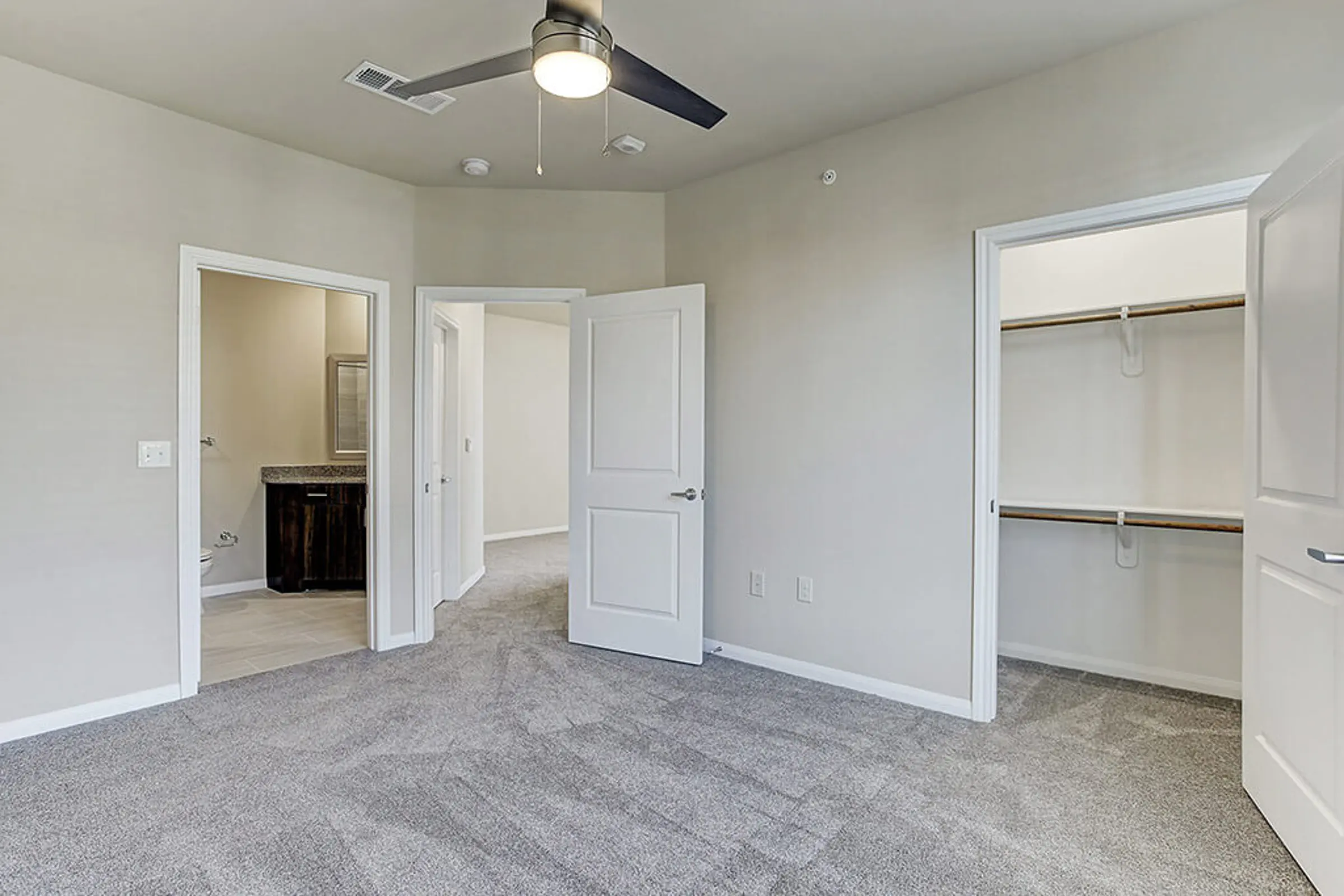 Parklane Fulshear photo 3