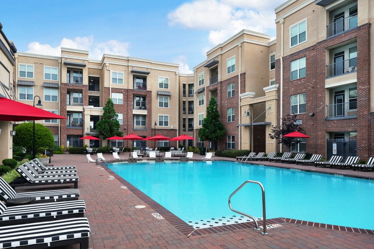 Crimson — exterior and grounds
