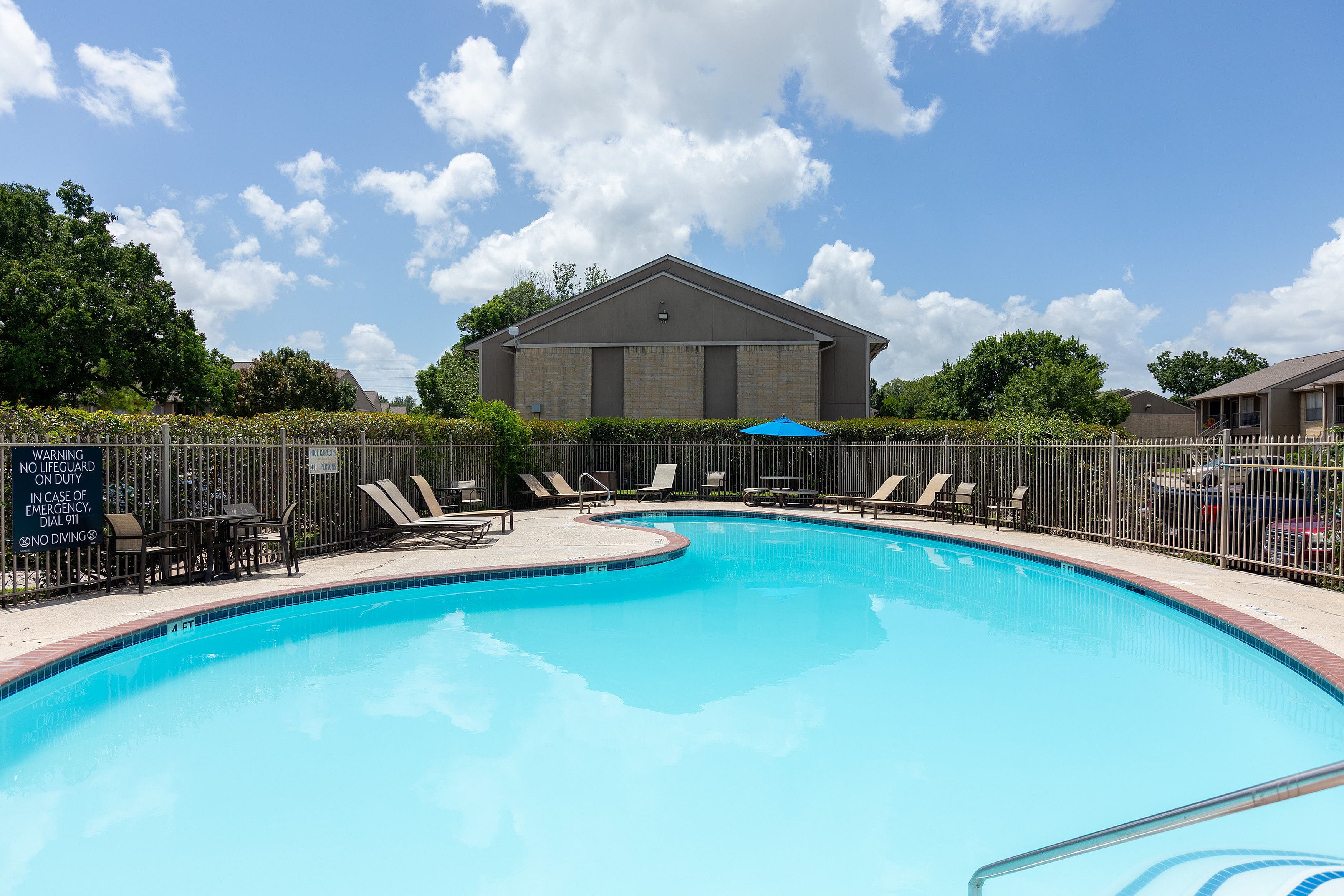 The Bellfort pool photo